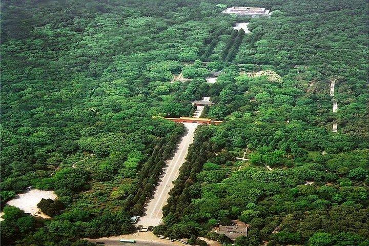 南京プライベートツアー：孫文霊廟、小陵、唐山温泉