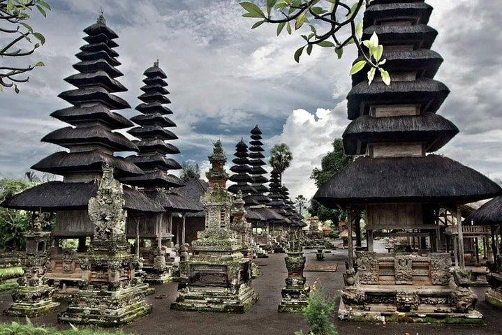 Bali : 聖なる寺院タナロット,タマンアユン＆ウルワツ