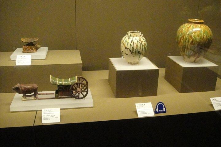 西安一日観光ツアー - 陝西歴史博物館、巨大な雁塔、古代都市の壁
