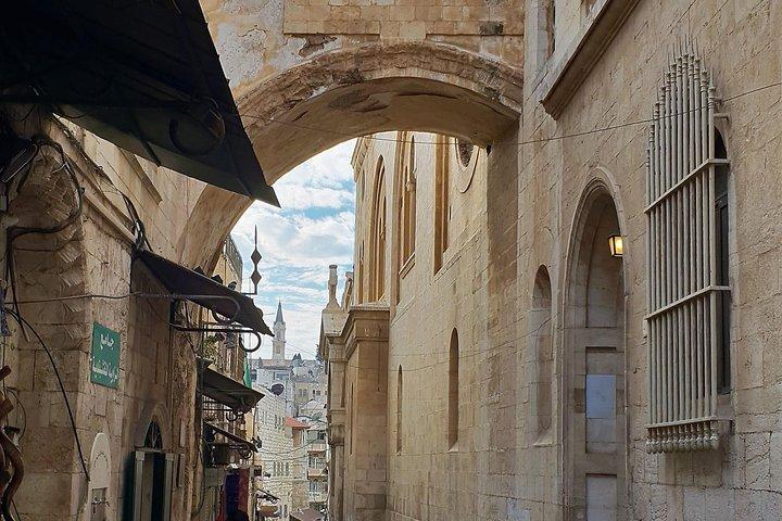 Entdecken Sie die Geheimnisse des unterirdischen Jerusalems