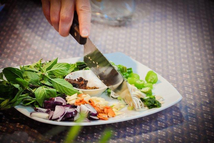 終日プーケットの簡単なタイ料理