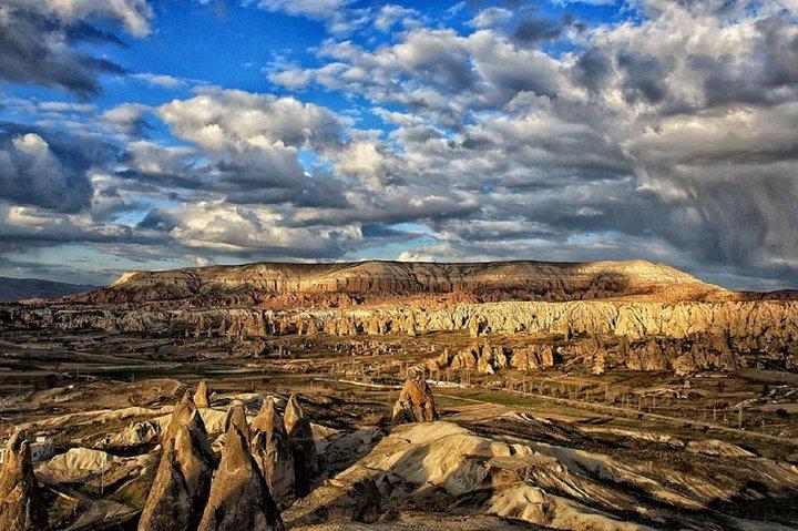 From Istanbul: 2-Day Cappadocia Tour by Plane Balloon Ride