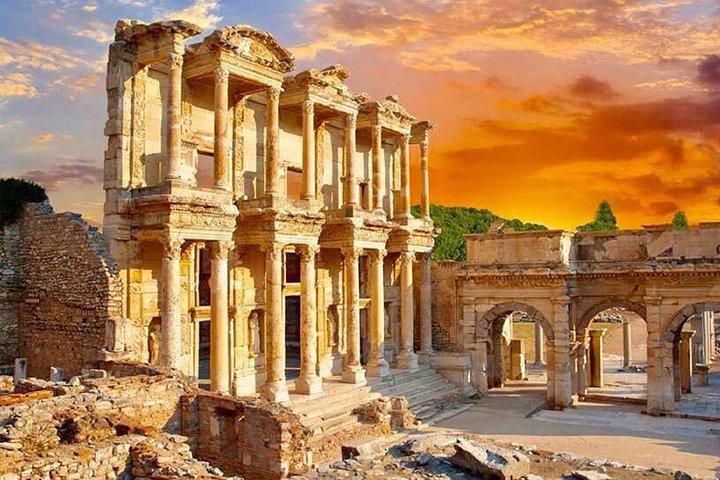 Tour de 8 días por los mejores paquetes de Turquía: Estambul, Capadocia, Éfeso, Pamukkale