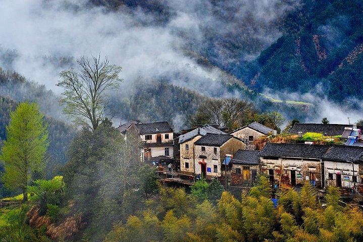北京から少林寺と三荘村リゾートへの2日間のプライベート旅行
