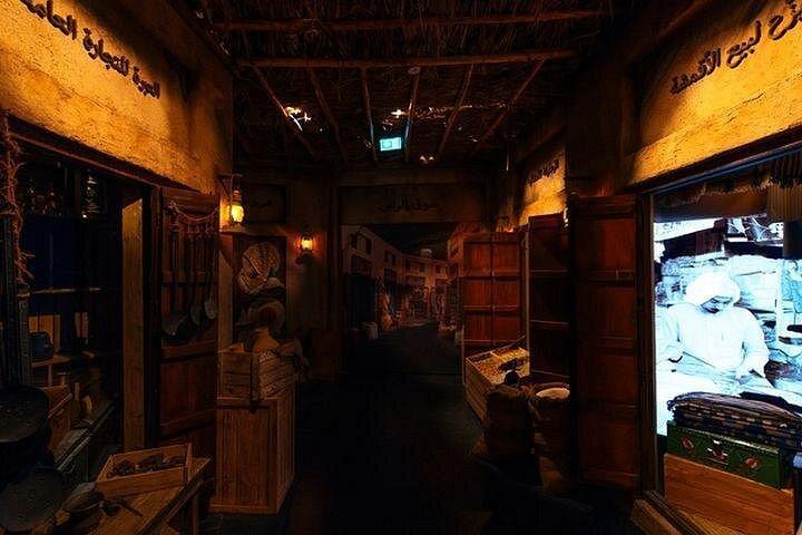 半日の新旧ドバイツアーとドバイフレームへの入場券