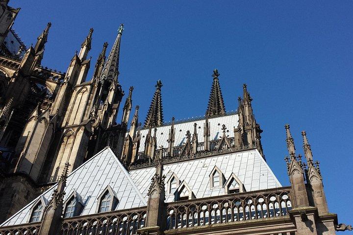ケルンシティツアーラインの大聖堂の街を体験