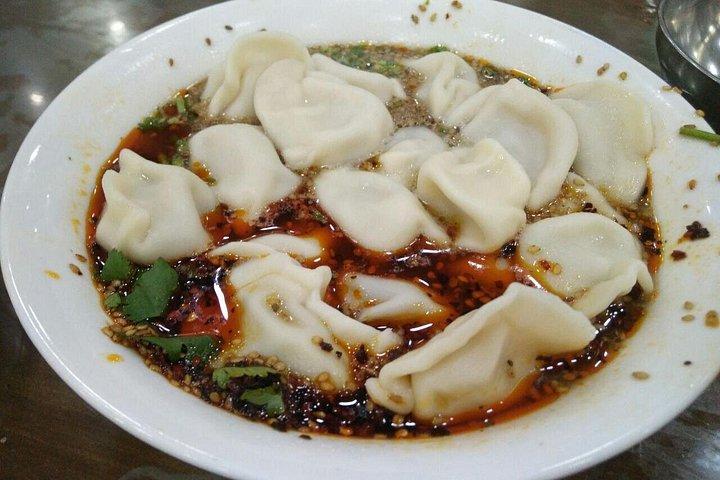 Xi'an Gourmet Walking Tour at Night