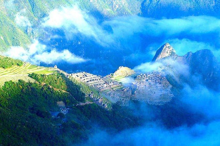 Piccolo gruppo: 4-Day Inca Trail Trek to Machu Picchu