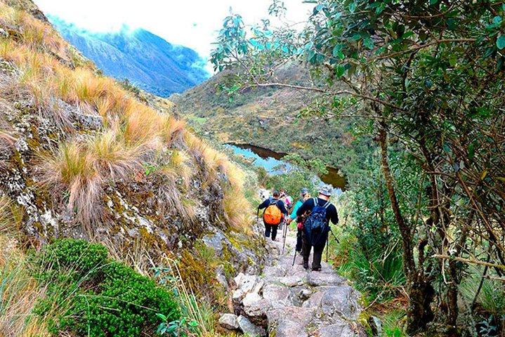 8-Day Classic Inca Trail Viaggio a Machu Picchu da Cusco