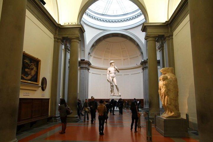 Small-group Accademia tour with skip-the-line access to David
