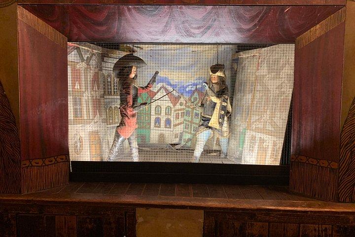 ブリュッセル チョコレート ビール ワッフルとベルギー ウィスキーのオールインワン (小グループ) ツアー