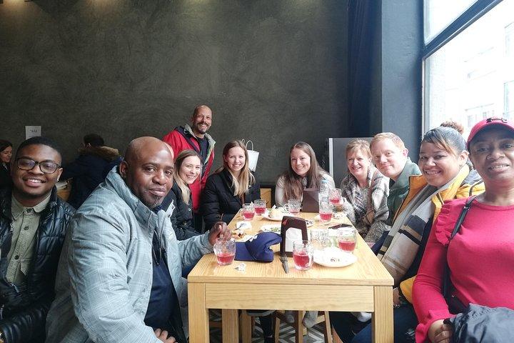 Tour Porto Tapas y Vinho Verde
