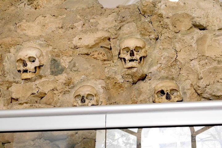ベオグラードからのプライベート日帰り旅行:Nis観光ツアーと悪魔の町