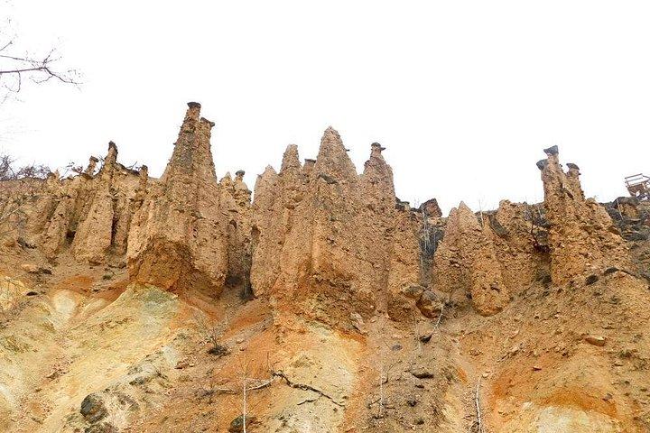 ベオグラードからのプライベート日帰り旅行：Nis観光ツアーと悪魔の町