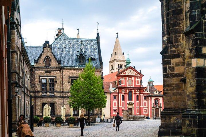City tour de meio dia em Praga de ônibus e a pé