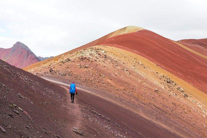 6 day Rainbow Mountain x Ausangate Trek - FlashpackerConnect