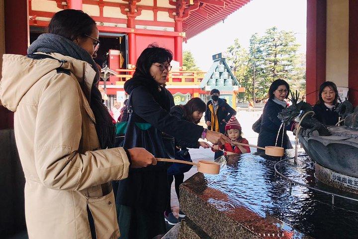 ローカルガイド付き東京浅草半日ウォーキングツアー