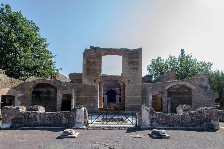 Tivoli Italian Gardens Private Day Tour from Rome