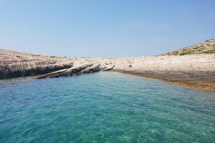 Kornati Excursions - Mirta Tours