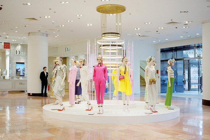 Paris VIP Shopping Experience-Lounge Access, Tea time & Transfer