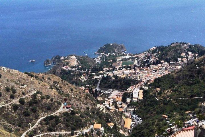 Mare, Vulcano e Storia: Giardini Naxos, Isolabella, Etna e Taormina