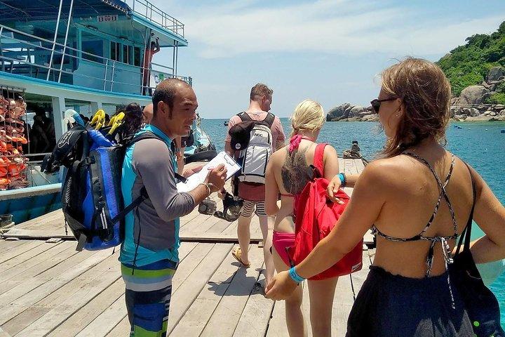 Snorkel Tour a Koh Nangyuan e le baie nascoste di Koh Tao a bordo dell'Oxygen