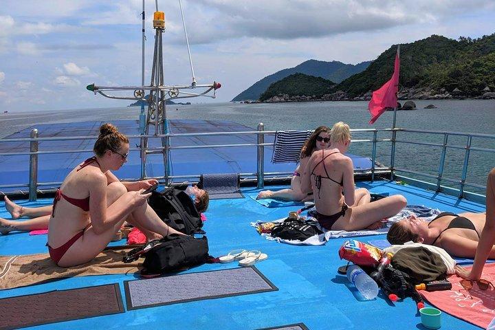 Snorkel Tour a Koh Nangyuan e le baie nascoste di Koh Tao a bordo dell'Oxygen
