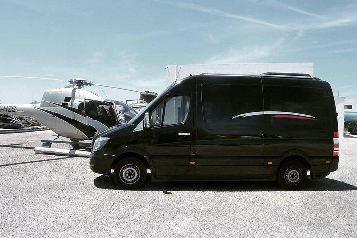 Traslado Privado , desde o hacia el Aeropuerto / Puerto / Hotel Santorini