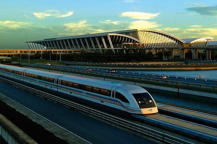 Ankomst Overførsel af højhastighedstog Maglev Tog: Shanghai Pudong International Airport til Hotel