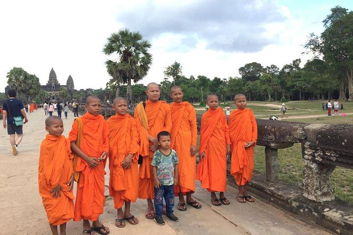 Tour privado en bicicleta VIP Angkor Wat Sunrise