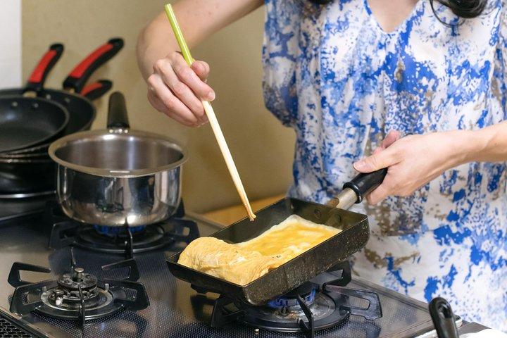 Aula de culinária privada exclusiva com um Emi local de Tóquio