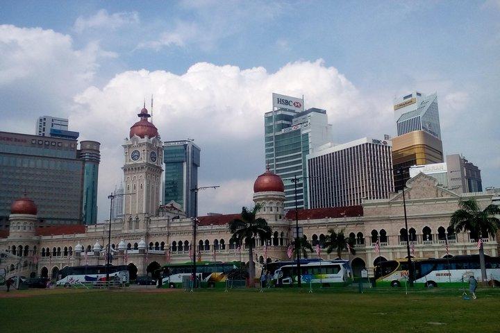 Maravilhas da cidade e do campo de Kuala Lumpur + Batu Caves (tour guiado privado)