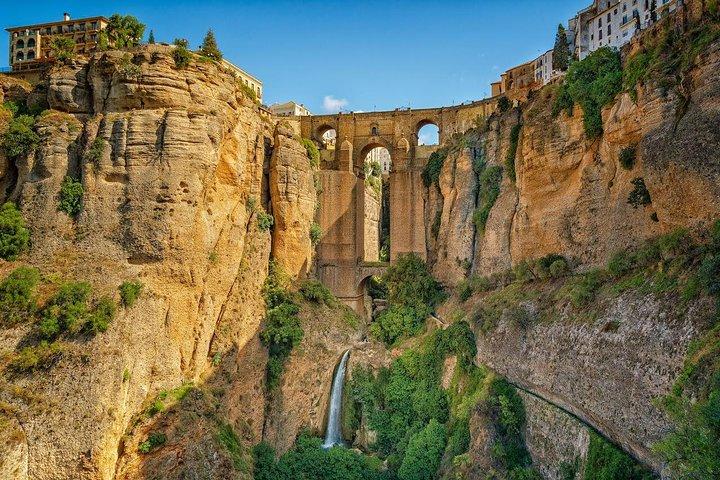 Excursion privée d'une journée à Ronda au départ de Malaga avec Guide chauffeur