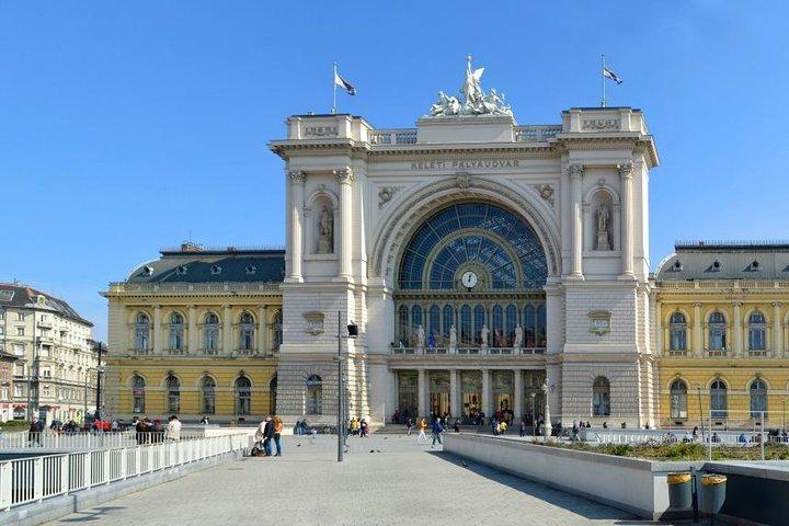 Budapest Private Arrival Transfer: Bahnhof zu Hotels