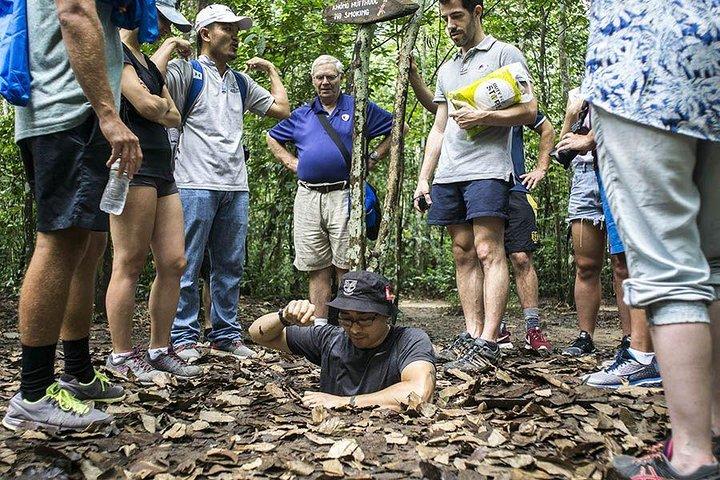 Morgen Cu Chi Tunnel Halbtag mit dem Bus von Sai Gon