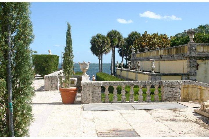 Entrada para o museu e jardins Vizcaya com transporte
