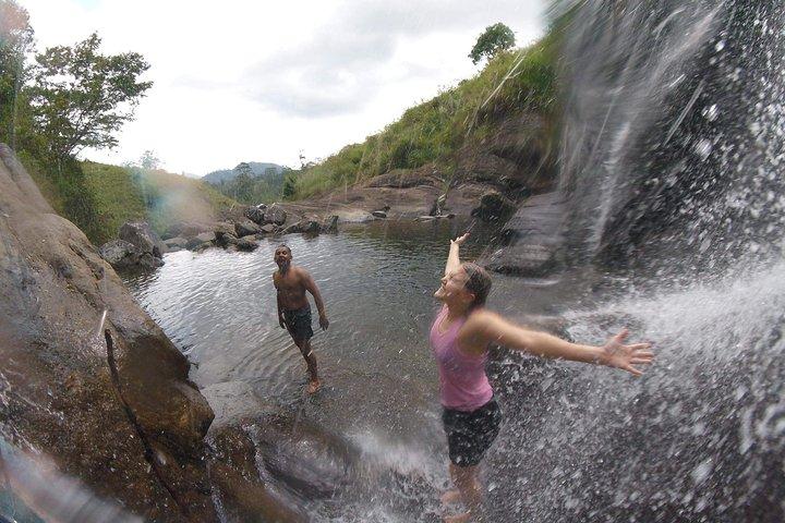 excursion d'une journée aux cascades de Kandy