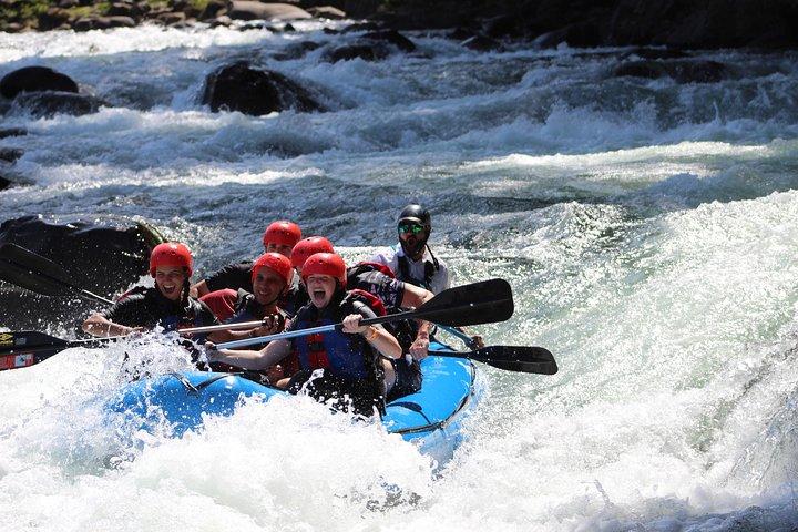 Rafting en eaux vives à l'Arenal + Photos gratuites + Déjeuner gratuit