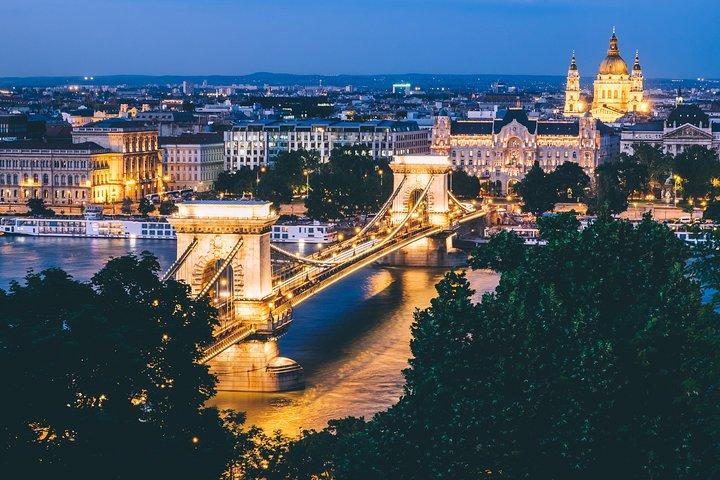 Privat transfer Prag til Budapest med 2 timers stop i Bratislava