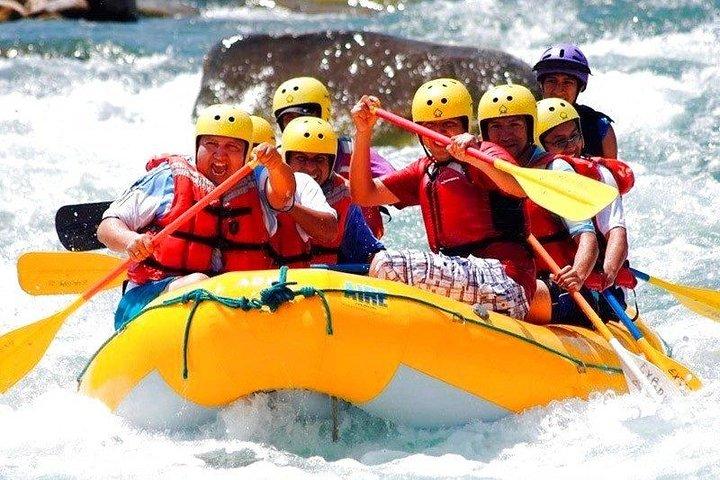 River Rafting a Cusco