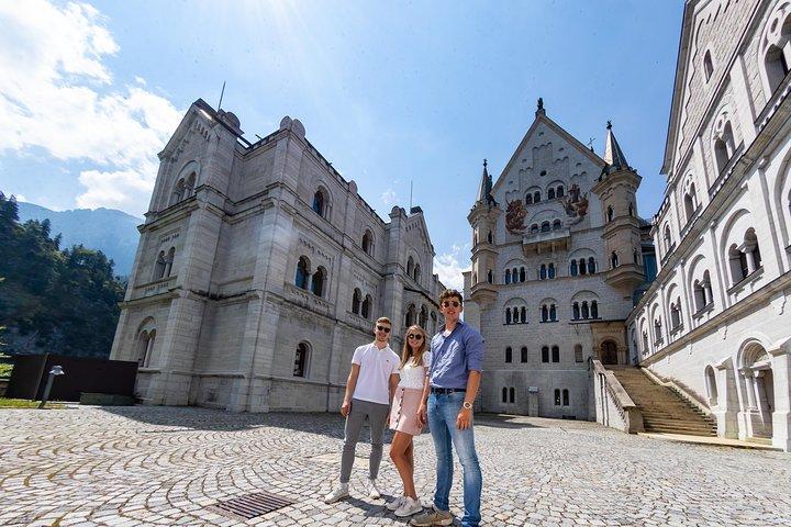 Premium Neuschwanstein Slot og Linderhof VIP Tour fra München