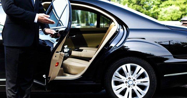 Transferência privada de chegada do aeroporto para o seu hotel reservado em Negombo