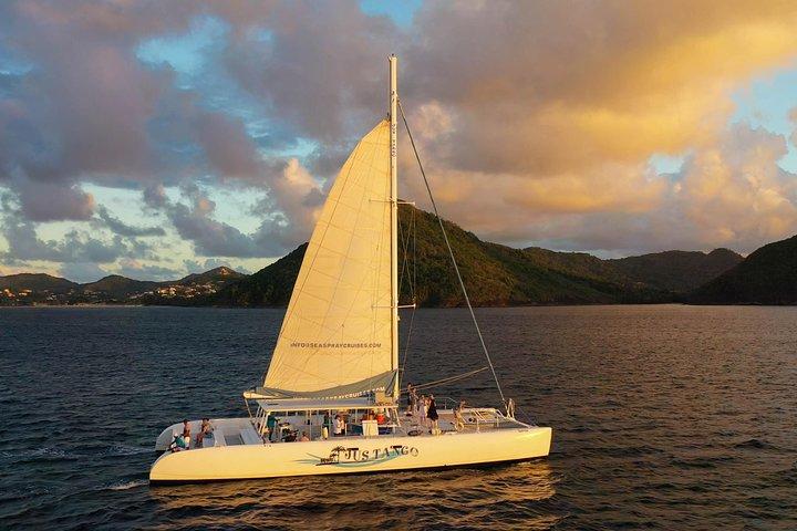 Champagner-Sonnenuntergangsegel in St. Lucia