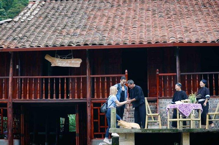 バンジョックの滝へのアドベンチャーツアー-バベ湖2泊3日