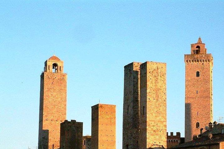 Het beste van Toscane op 1 dag van Livorno: Siena, Monteriggioni, San Gimignano