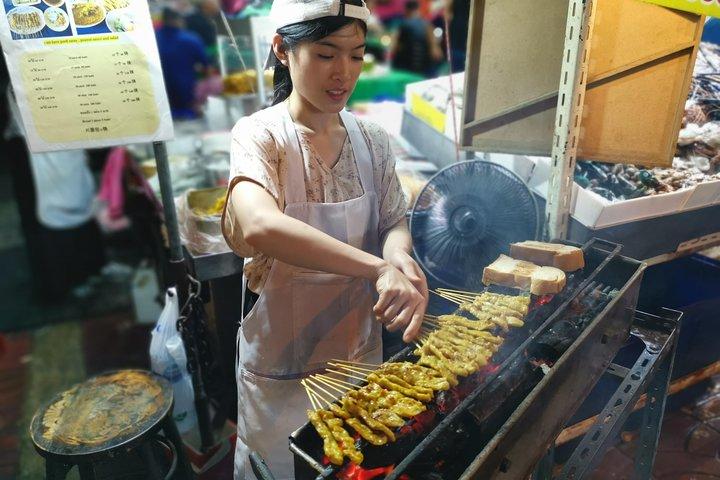 Tour gastronómico de Bangkok por la noche