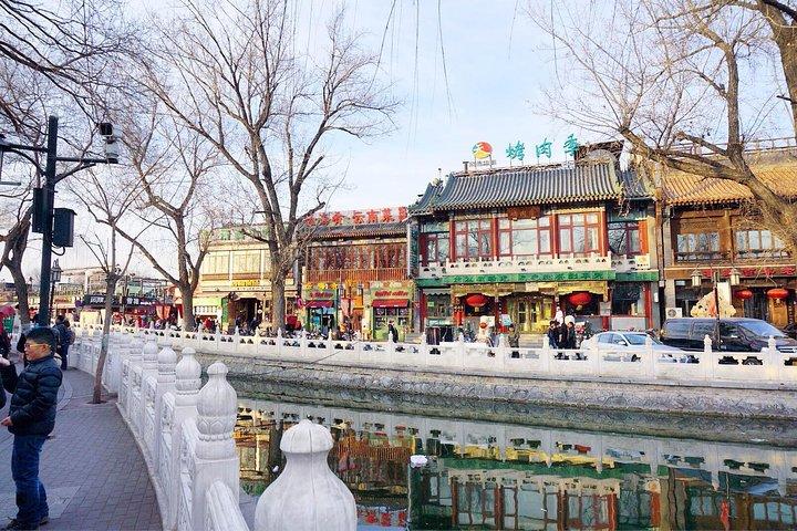 Beijing Private Food Walking Tour in Houhai Lake en Nanluoguxiang Hutong
