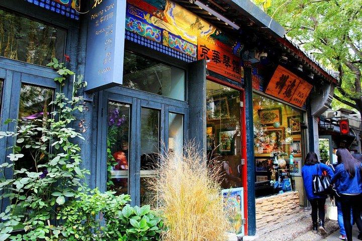 Beijing Private Food Walking Tour in Houhai Lake en Nanluoguxiang Hutong