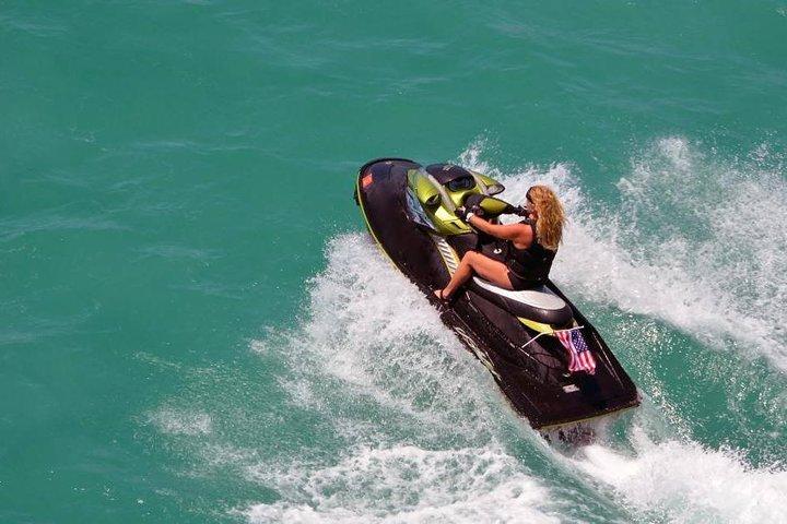 Jetskiverleih Maunalua Bay : Tandemfahrt mit zwei Personen