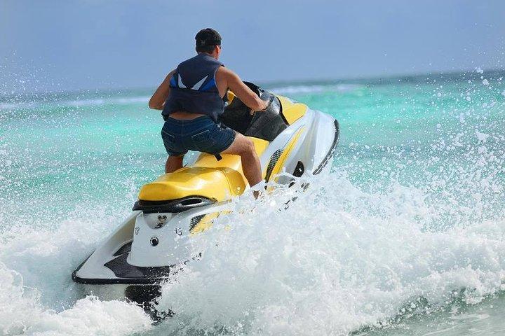 Jetskiverleih Maunalua Bay : Tandemfahrt mit zwei Personen